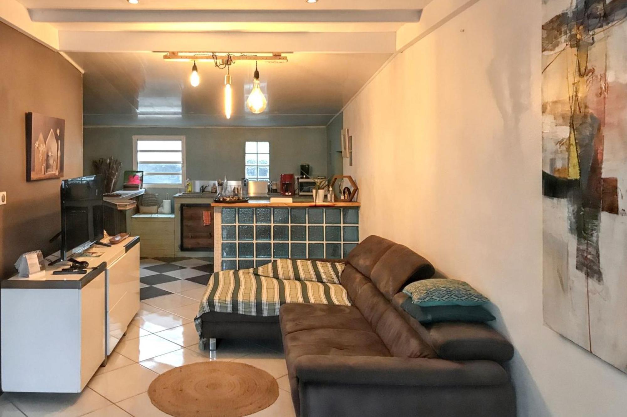 Maison Charmante A Bras-Panon Avec Piscine Et Jardin Kültér fotó